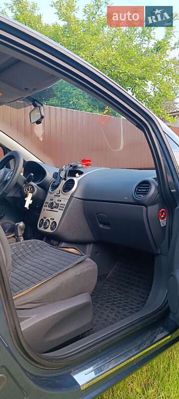 Хэтчбек Opel Corsa 2007 в Чернигове