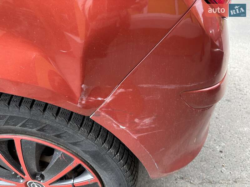Хэтчбек Opel Corsa 2013 в Львове