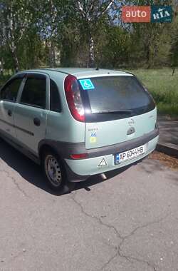 Хэтчбек Opel Corsa 2002 в 
