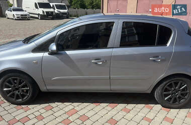 Хетчбек Opel Corsa 2007 в Івано-Франківську