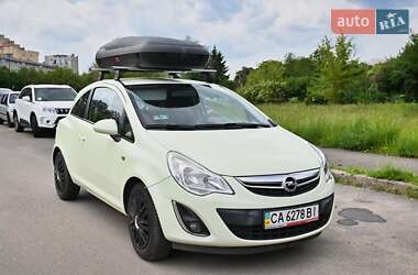 Хетчбек Opel Corsa 2013 в Києві