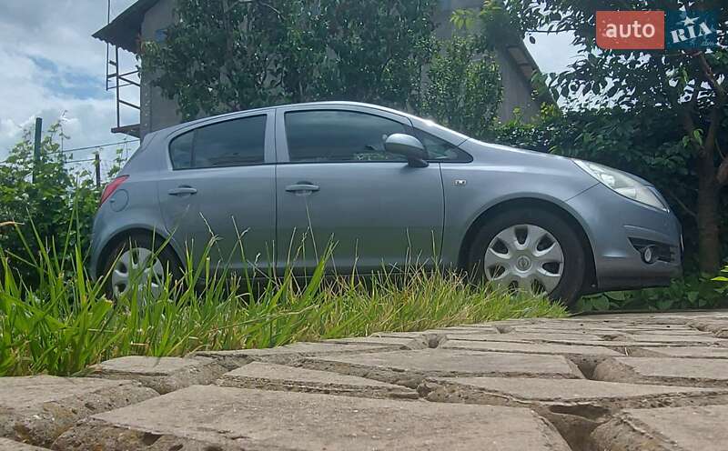 Хэтчбек Opel Corsa 2008 в Одессе