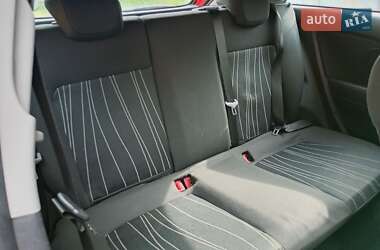 Хэтчбек Opel Corsa 2006 в 