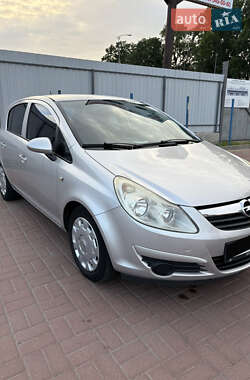 Хэтчбек Opel Corsa 2009 в 
