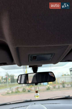 Хэтчбек Opel Corsa 2009 в 