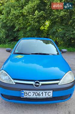 Хэтчбек Opel Corsa 2002 в 