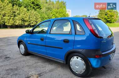 Хэтчбек Opel Corsa 2002 в 
