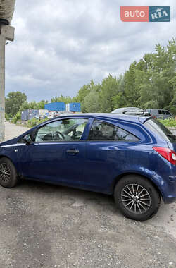 Хэтчбек Opel Corsa 2008 в 