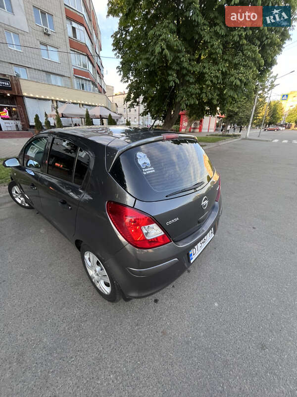 Хэтчбек Opel Corsa 2011 в Фастове