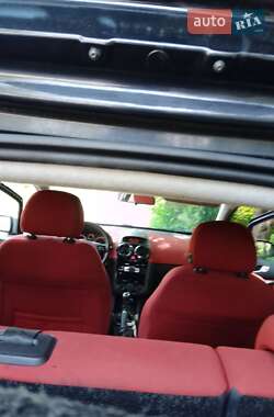 Хэтчбек Opel Corsa 2011 в 
