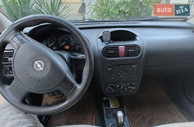 Хетчбек Opel Corsa 2002 в Одесі
