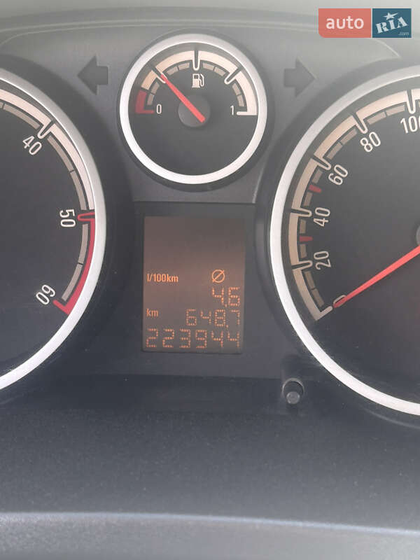 Хэтчбек Opel Corsa 2010 в Житомире фото 12 Хэтчбек Opel Corsa 2010 в Житомире