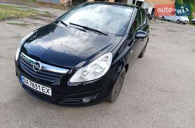 Хэтчбек Opel Corsa 2008 в 