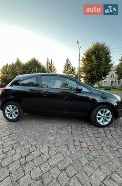 Хэтчбек Opel Corsa 2014 в 