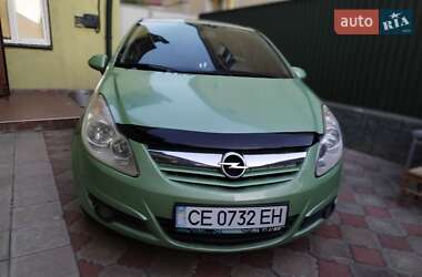 Хэтчбек Opel Corsa 2009 в 