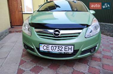 Хэтчбек Opel Corsa 2009 в 