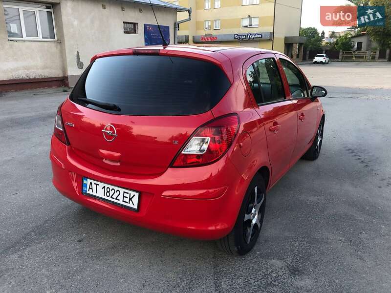 Хэтчбек Opel Corsa 2008 в Ивано-Франковске