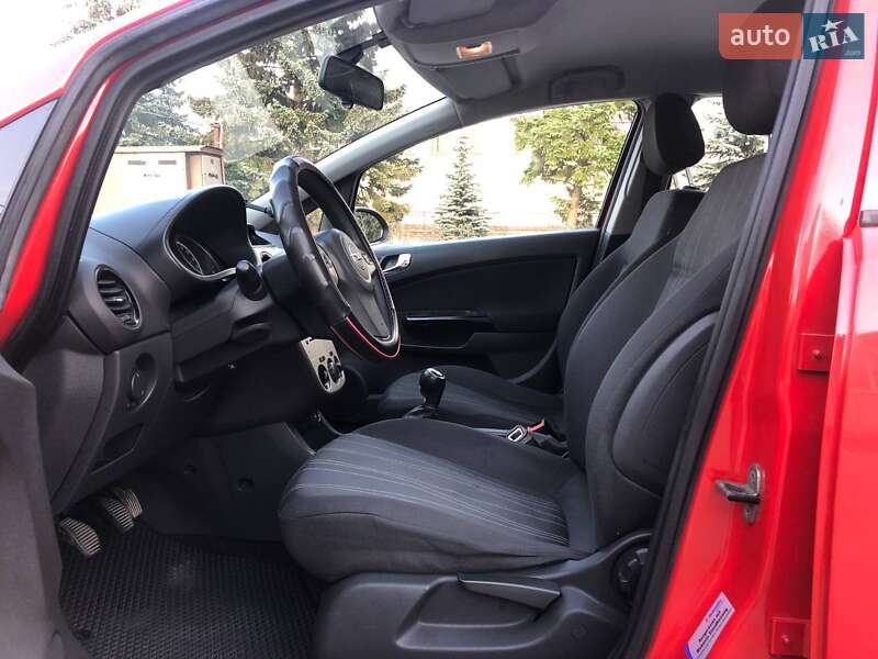 Хэтчбек Opel Corsa 2008 в Ивано-Франковске