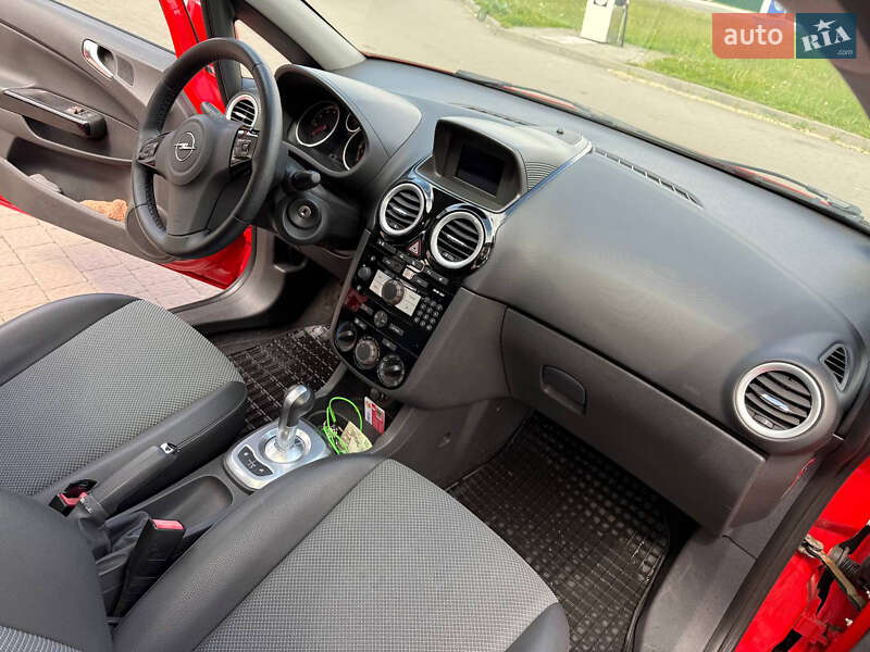 Хетчбек Opel Corsa 2008 в Ладижині