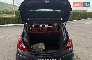 Хэтчбек Opel Corsa 2008 в 