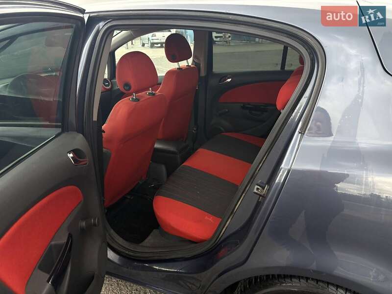 Хэтчбек Opel Corsa 2008 в Виноградове