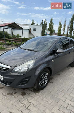 Хетчбек Opel Corsa 2014 в Сумах