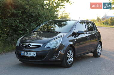 Хетчбек Opel Corsa 2013 в Івано-Франківську