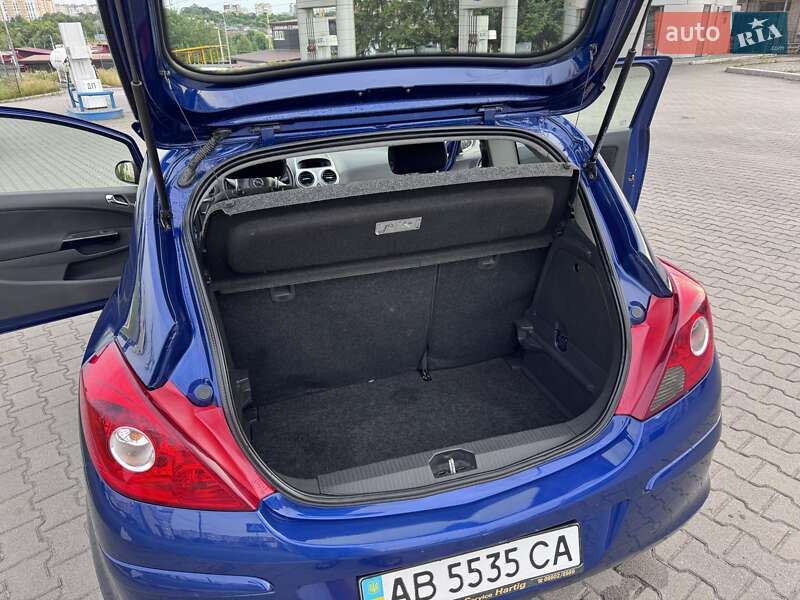 Хетчбек Opel Corsa 2009 в Хмельницькому