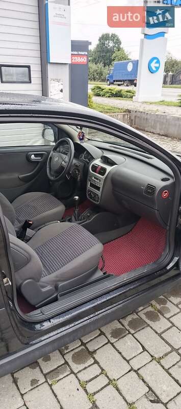 Хэтчбек Opel Corsa 2003 в Коломые
