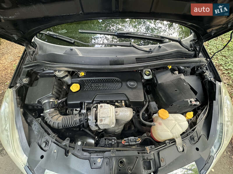 Хэтчбек Opel Corsa 2014 в Мукачево