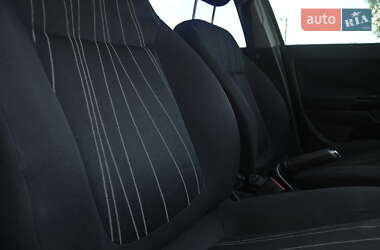 Хетчбек Opel Corsa 2008 в 