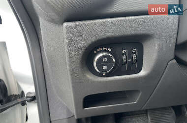 Хэтчбек Opel Corsa 2012 в 