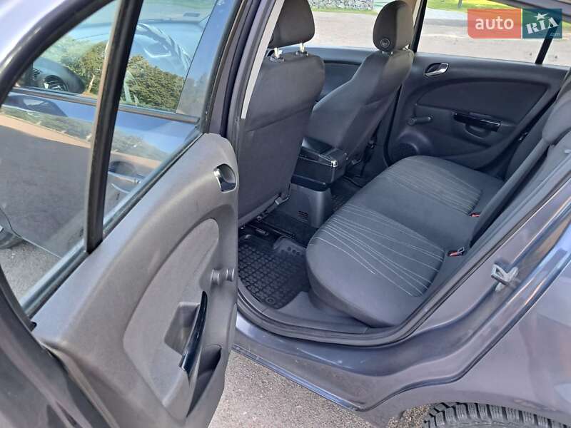 Хетчбек Opel Corsa 2008 в Тростянці