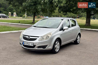 Хетчбек Opel Corsa 2008 в Рівному