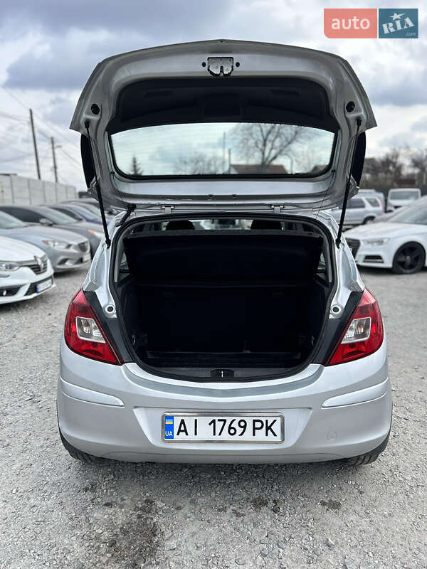 Хэтчбек Opel Corsa 2008 в Белой Церкви