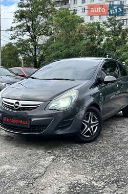 Хэтчбек Opel Corsa 2014 в Сумах