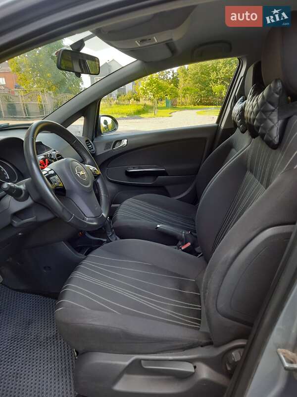 Хэтчбек Opel Corsa 2010 в Хмельницком фото 4 Хэтчбек Opel Corsa 2010 в Хмельницком