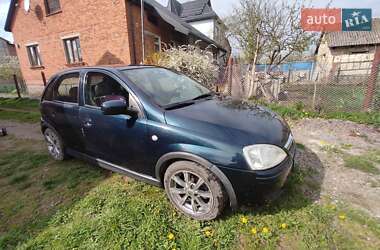 Хэтчбек Opel Corsa 2005 в Львове