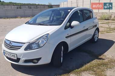 Хэтчбек Opel Corsa 2009 в 
