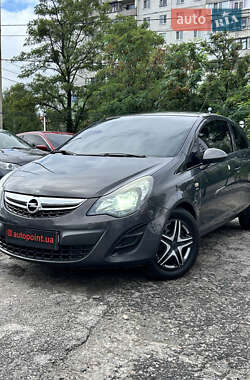Хетчбек Opel Corsa 2014 в Сумах
