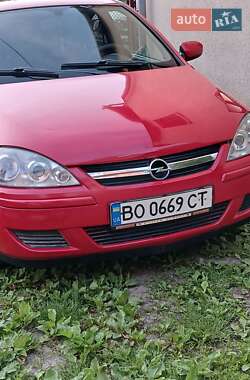 Хетчбек Opel Corsa 2005 в Монастириській