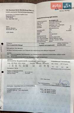 Хэтчбек Opel Corsa 2010 в 