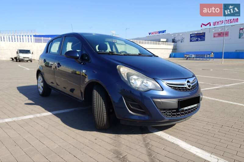 Хэтчбек Opel Corsa 2014 в Одессе