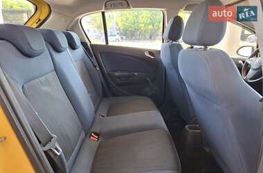 Хэтчбек Opel Corsa 2007 в 