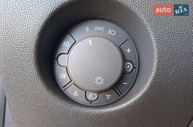 Хэтчбек Opel Corsa 2007 в 