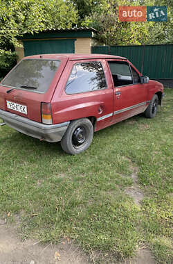 Хэтчбек Opel Corsa 1985 в 