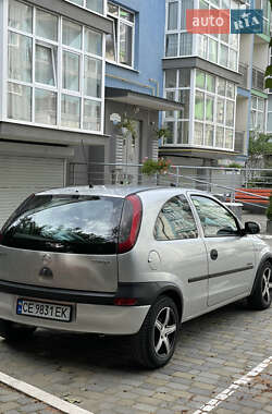 Хэтчбек Opel Corsa 2002 в Черновцах