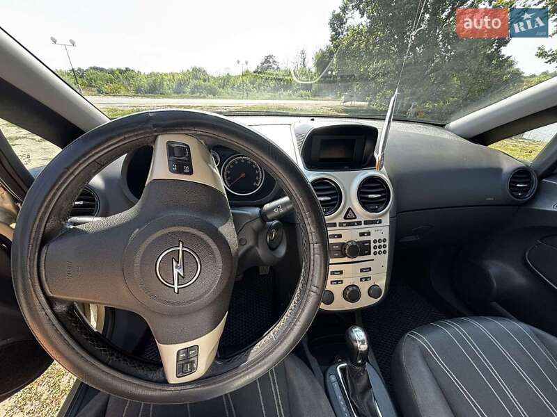 Хетчбек Opel Corsa 2007 в Смілі