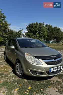 Хэтчбек Opel Corsa 2007 в Смеле