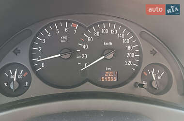 Хэтчбек Opel Corsa 2004 в 